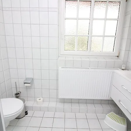 Mien To Hus *
